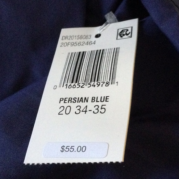 Van Heusen Men's Big and Tall Dress Shirt - Picture 5 of 5